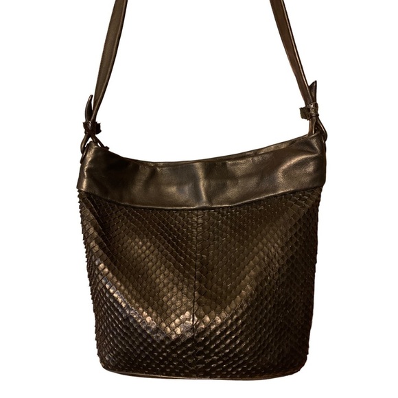 Charles Klein Black Italian Leather Crossbody Shoulder Bag Snakeskin Accent - Picture 13 of 13